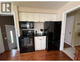 1044 Cathcart BOULEVARD - 7