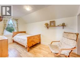 4332 Petrolia LINE - 39