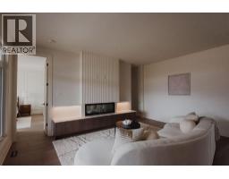 110 NEWCASTLE DRIVE - 4