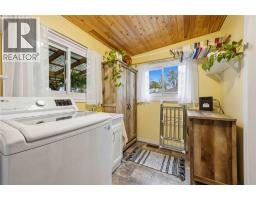 1098 WILLA DRIVE - 12