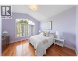 3633 EGREMONT ROAD - 22