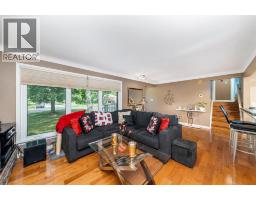 1220 RIDGEWOOD DRIVE - 8