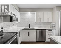 215 TRUDEAU DRIVE UnitNo. 76 - 8