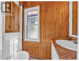 485 MCEWAN AVENUE - 16