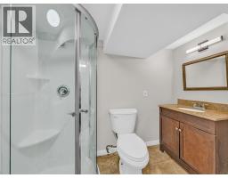 485 MCEWAN AVENUE - 38