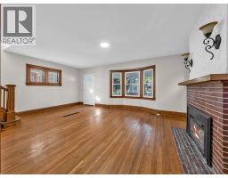 485 MCEWAN AVENUE - 9