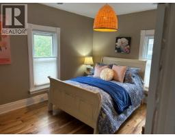 422 GREENFIELD STREET - 34