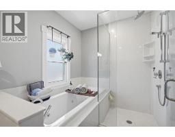 422 GREENFIELD STREET - 39