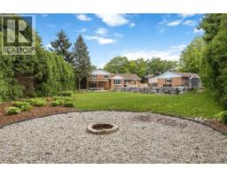 914 VARSITY CRESCENT - 42