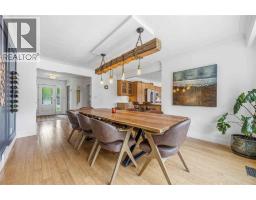 914 VARSITY CRESCENT - 7
