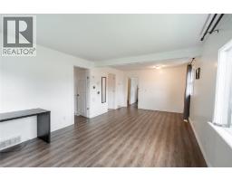 478 Cromwell STREET - 5