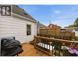 267 Ross AVENUE - 23