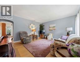 267 Ross AVENUE - 4
