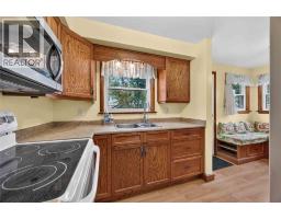 298 ELSFIELD CRESCENT - 10