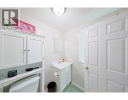 414 DAVIS STREET - 8