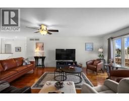 4026 Applewood DRIVE - 11