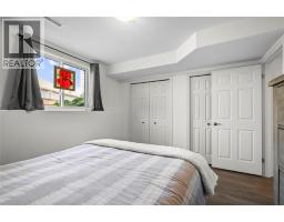 4026 Applewood DRIVE - 33