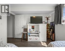 4026 Applewood DRIVE - 37