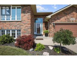 4026 Applewood DRIVE - 4
