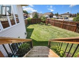 4026 Applewood DRIVE - 41