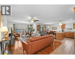 4026 Applewood DRIVE - 8