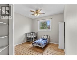 1582 KAREN COURT - 18