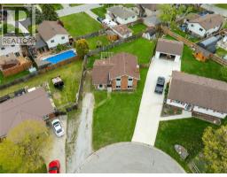 1582 KAREN COURT - 40