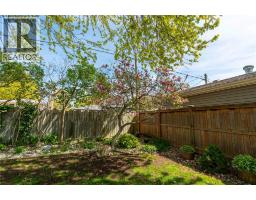 346 BRENTWOOD CRESCENT - 38