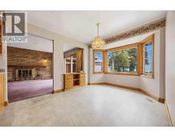 2088 LAKESHORE ROAD - 13