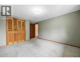 2088 LAKESHORE ROAD - 24