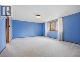 2088 LAKESHORE ROAD - 31