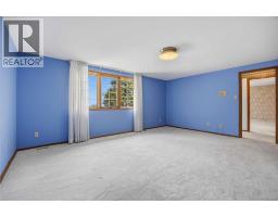 2088 LAKESHORE ROAD - 32