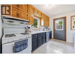 580 INDIAN ROAD North - 13