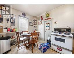 394 Palmerston STREET South - 11