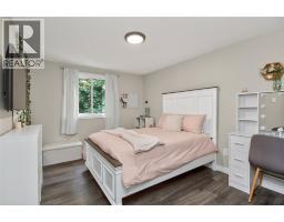 215 TRUDEAU DRIVE UnitNo. 76 - 17