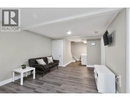 215 TRUDEAU DRIVE UnitNo. 76 - 21