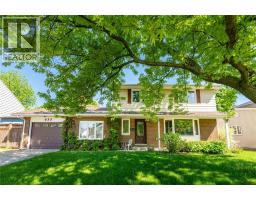635 Highbury PARK - 1
