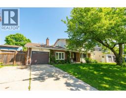 635 Highbury PARK - 3