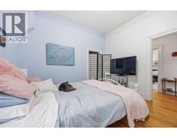 304 BROCK STREET North - 22