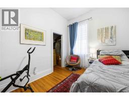 304 BROCK STREET North - 27
