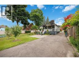 304 BROCK STREET North - 39