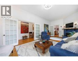 304 BROCK STREET North - 8