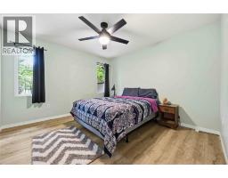10158 VICTORIA STREET - 16
