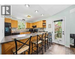 10158 VICTORIA STREET - 5