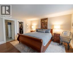 1738 ST CLAIR PARKWAY South - 21