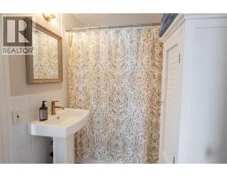1738 ST CLAIR PARKWAY South - 22