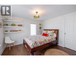 1738 ST CLAIR PARKWAY South - 24