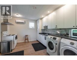 1738 ST CLAIR PARKWAY South - 36