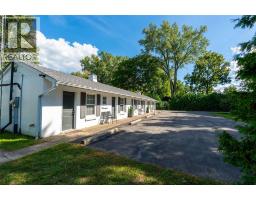1738 ST CLAIR PARKWAY South - 37