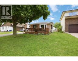 403 Huxley AVENUE - 2